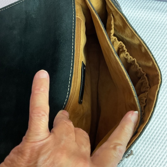 Patricia Nash Black Floral Navarro Embossed  Crossbody Bag - Picture 8 of 11